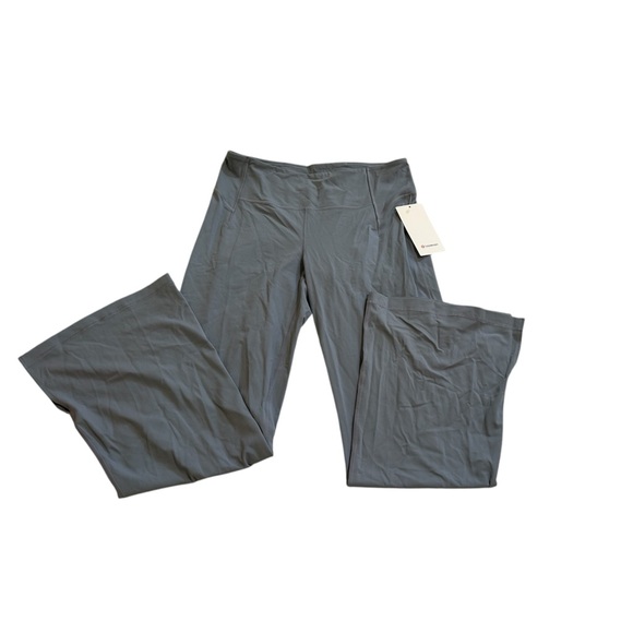 NWT Lululemon mini flare leggings - Picture 2 of 7